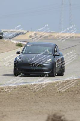 media/Oct-19-2025-Speed Ventures (Sun) [[a6e7fe67be]]/TC B/Session 2 (Outside Grapevine)/